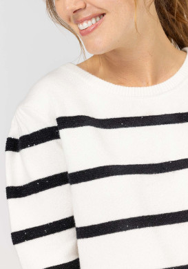 PULL FOND BLANC CASSE RAYE NOIR KILY PULL FOND BLANC CASSE RAYE NOIR KILY