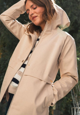 Parka courte avec capuche beige femme Parka courte avec capuche beige femme