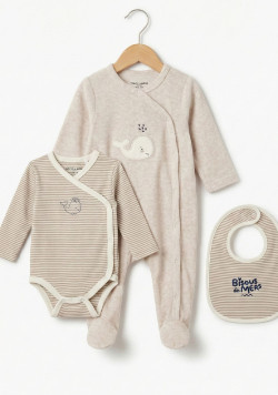 Ensemble pyjama, body et bavoir bébé