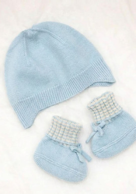 Ensemble bleu Bébé bonnet + chaussons Ensemble bleu Bébé bonnet + chaussons