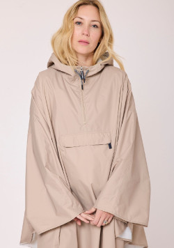 Cape de pluie imperméable beige
