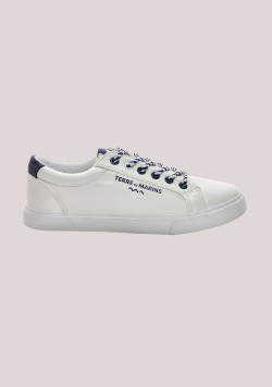 Baskets femme blanche et bleu marine