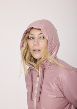 Coupe vent femme doublé à capuche rose irisée