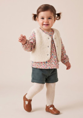 Ensemble Blouse imprimée/ Short et Gilet Bébé Fille Ensemble Blouse imprimée/ Short et Gilet Bébé Fille