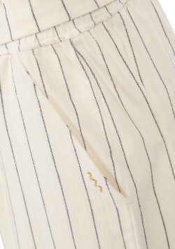 Short grège rayé bleu marine Femme avec ceinture à nouer