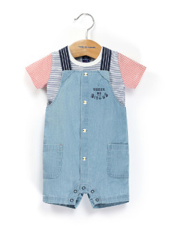 Ensemble Bébe salopette en jean + T-shirt