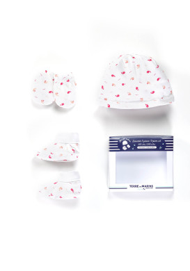 Boite cadeau Bébé Bonnet + chaussons + mouffles coloris imprimé rose Boite cadeau Bébé Bonnet + chaussons + mouffles coloris imprimé rose
