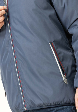 Blouson Homme bleu marine avec capuche ajustable 