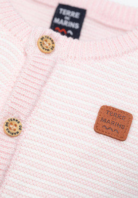 Combinaison rose à boutons manches longues Bébé Combinaison rose à boutons manches longues Bébé